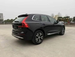 Volvo XC60 B5 Luxury Edition 5