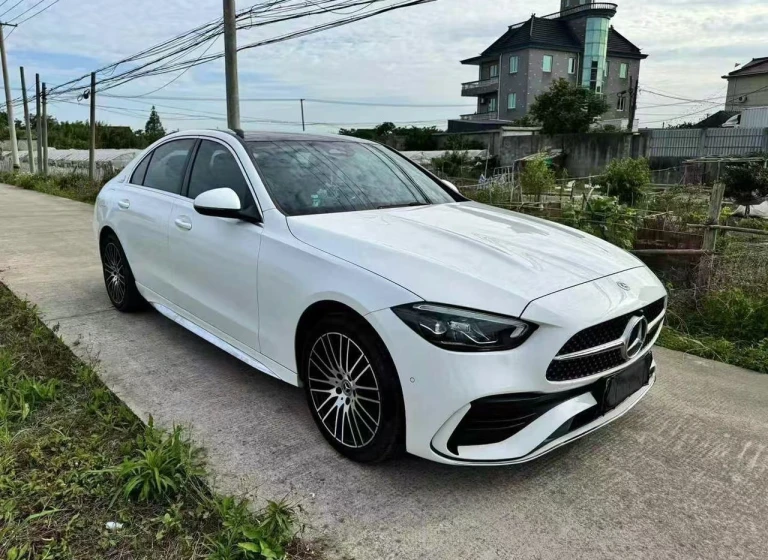 Mercedes-Benz C260L Sport