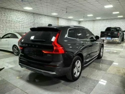 ​Volvo XC60 B5 1