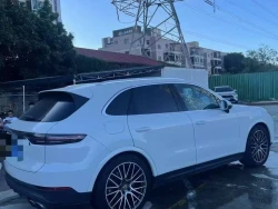 Porsche Cayenne 4
