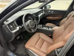 Volvo XC60 B5 Luxury Edition 3