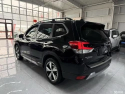 Subaru Forester 2.0i CVT Luxury Version EyeSight 2