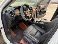 Volvo XC40 T4 Luxury Edition 8