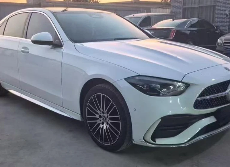 Mercedes-Benz C260L Sport