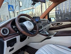 Mercedes Benz Vito (Maybach Kit) 7
