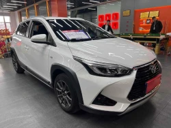 Toyota Yaris L X 5