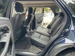 Land Rover  Range Rover Evoque R-Dynamic SE Luxury Edition 4