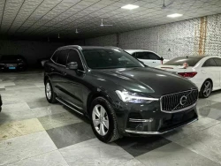 ​Volvo XC60 B5 2