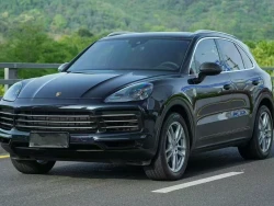 Porsche Cayenne 4