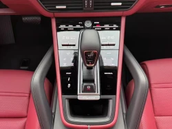 Porsche Cayenne 8