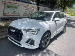 ​Audi Q3 35TFSI Stylish and Dynamic 0