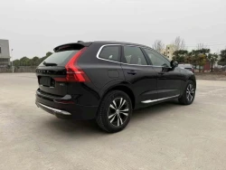 Volvo XC60 B5 Luxury Edition 1