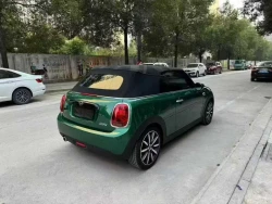 ​Mini Cooper Cabrio Artist 2