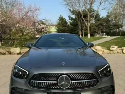 Mercedes-Benz E260 Coupe 1