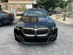 BMW 530Li Leading M Sports Package 0