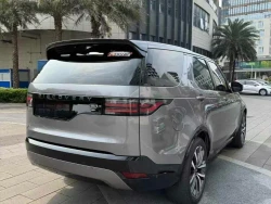 Land Rover Discovery 360PS R-Dynamic SE 7