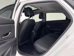 Hyundai Elantra 6