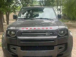 Land Rover Defender 6
