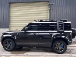 Land Rover Defender 90 7