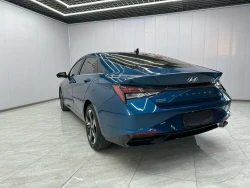 Hyundai Elantra 6