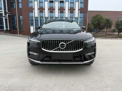 Volvo XC60 B5 Luxury Edition 2