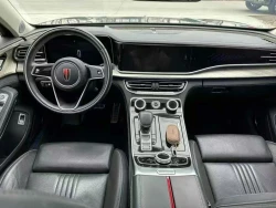 Hongqi H9 6