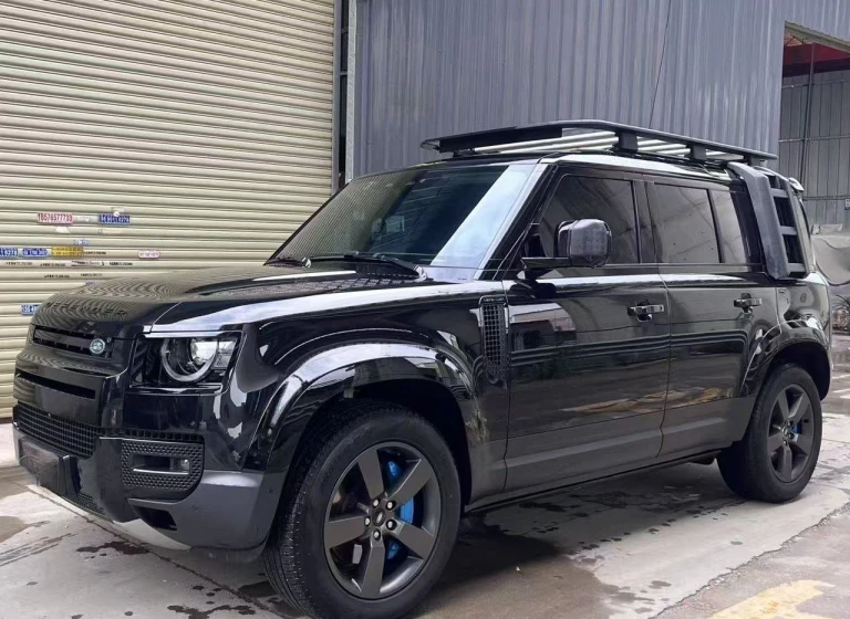 Land Rover Defender 90