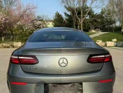 Mercedes-Benz E260 Coupe 0